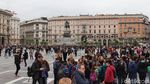 Foto: Merpati-merpati Cantik & Alun-alun Nyaman Kota Milan