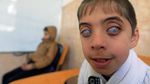 Melihat Semangat Anak Tunanetra di Irak Belajar Tulis dan Baca