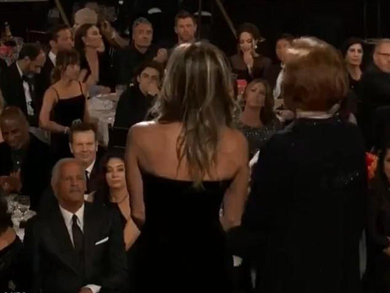 Begini Respons Angelina Jolie Bertemu Jennifer Aniston di Golden Globe Begini Respons Angelina Jolie Bertemu Jennifer Aniston di Golden Globe