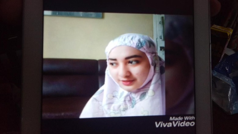 Mengenang Senyum Manis Ica, Mahasiswi yang Meninggal Usai Subuhan Mengenang Senyum Manis Ica, Mahasiswi yang Meninggal Usai Subuhan