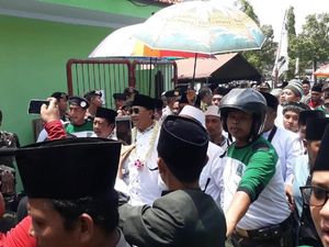 Diantar 10 Ketua Partai, Pasangan ADJIB Daftar ke KPU Pasuruan