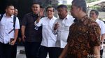 Jempol Yasonna Laoly Sebelum Diperiksa KPK Soal e-KTP