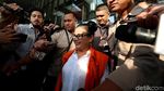 Berambut Cepol, Miryam Pede Banget saat Diperiksa KPK