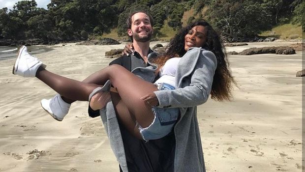 10 Pernikahan Selebriti Hollywood Paling Hot