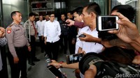 Menurut Laoly, materi pemeriksaan hari ini sama dengan pemanggilan sebelumnya.