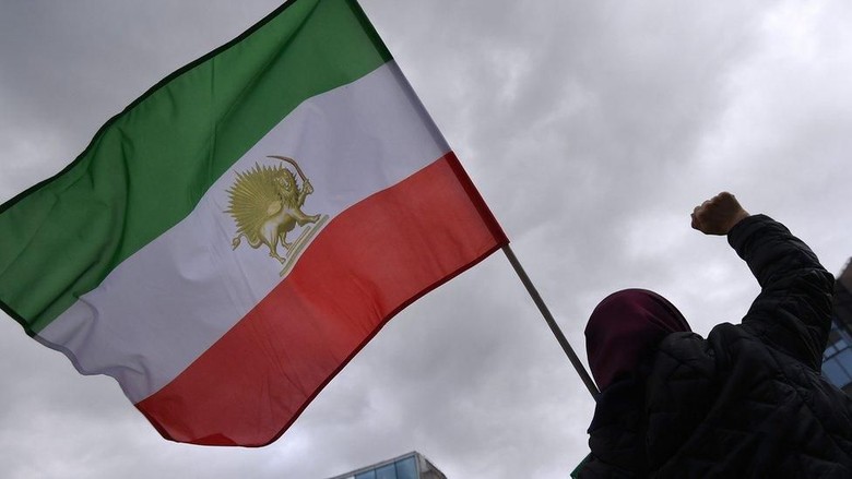 Iran Bebaskan 440 Orang yang Ditangkap Saat Demo Antipemerintah Iran Bebaskan 440 Orang yang Ditangkap Saat Demo Antipemerintah
