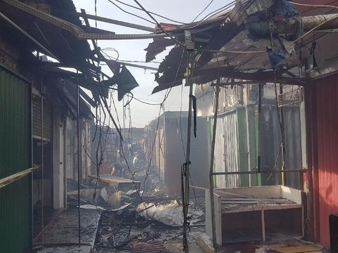 Dipicu Arus Pendek, 118 Kios di Pasar Ciruas Serang Terbakar