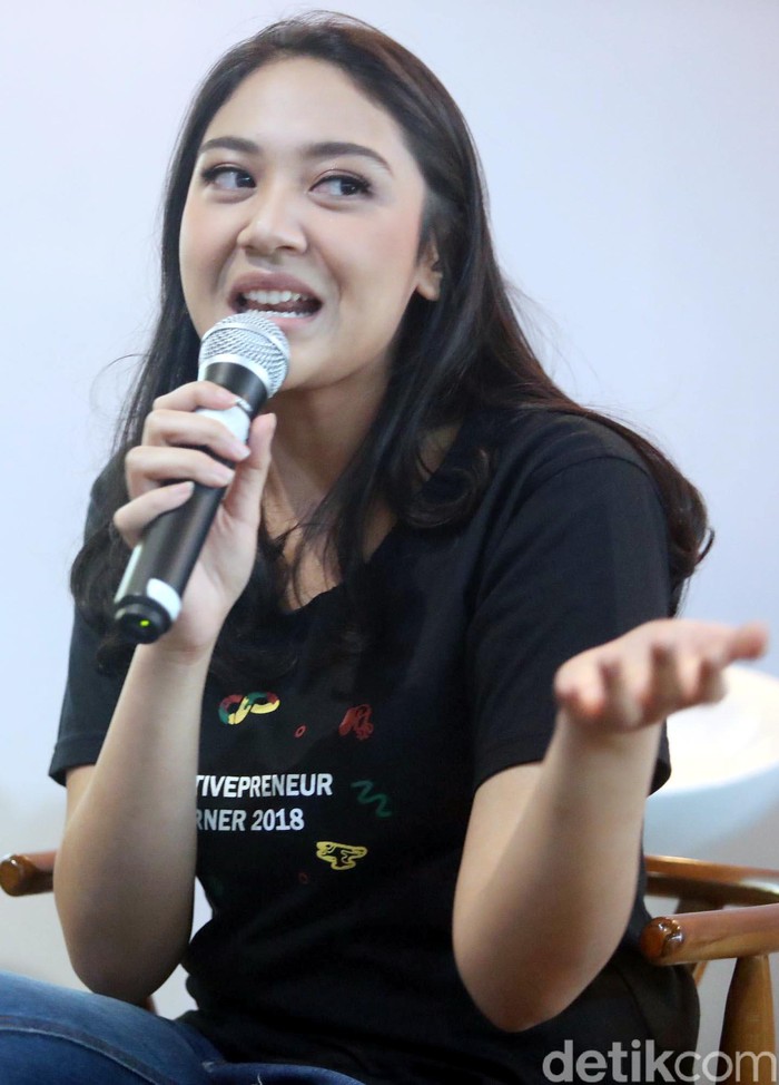 Putri Tanjung Jelaskan Creativepreneur Corner 2021 Foto 10