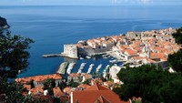 Sejak saat itu, Karantina mulai menyebar dan diterapkan di berbagai penjuru dunia. Kini, Lazarettos of Dubrovnik dikenal sebagai daerah tujuan wisata. (ELVIS BARUKCIC/AFP/AFP/Getty Images)