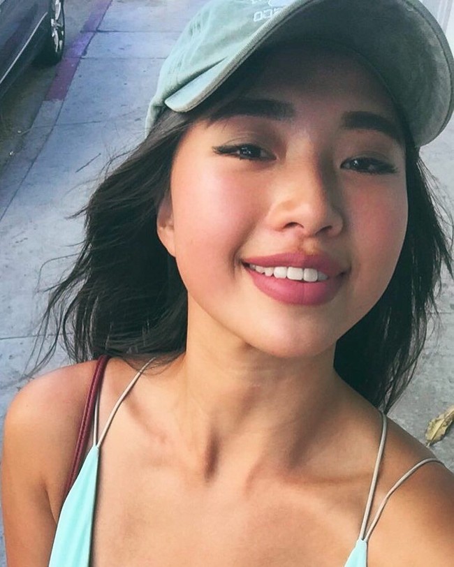 Selain rutin berolahraga, ia juga sangat menyukai traveling. Foto: Instagram