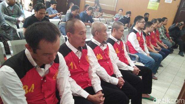 Sidang Dakwaan 1 Ton Sabu Dikawal Ketat Polisi Bersenjata 