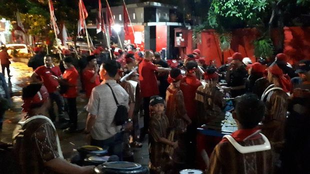 Reog hingga Barongsai akan Antar Gus Ipul-Puti Daftar ke KPU