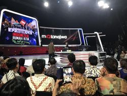 Meme Lucu Kapolri dan Panglima TNI Saat #MataNajwaPerdanaDiTrans7