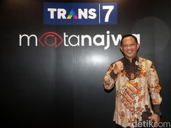 Meme Lucu Kapolri dan Panglima TNI Saat #MataNajwaPerdanaDiTrans7
