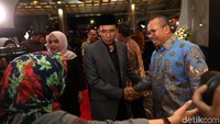 Gubernur NTB Zainul Majdi dan Kadiv Humas Mabes Polri Setyo Wasisto juga hadir.