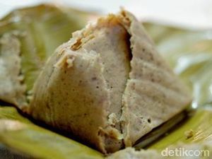 Ikan Cakalang Dipadu Renyahnya Kenari Dalam Boboto KhasTernate