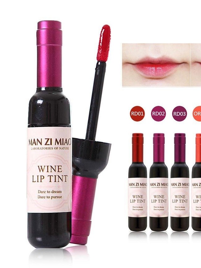 Lipstik bold tampaknya tak lagi jadi rekomendasi di 2018. Menurut Pinterest, banyak wanita yang kini mencari produk lip tint. Lip tint dengan hasil yang transparan memberikan efek bibir bersemu alami.  Foto: Istimewa