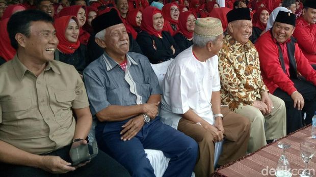Ketua Hanura Sumsel Hadiri Deklarasi Pasangan Dodi Alex-Giri Kiemas