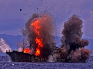 Selain RI, Negara Ini Juga Tenggelamkan Kapal Maling Ikan