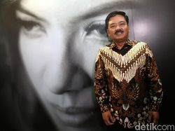 Meme Lucu Kapolri dan Panglima TNI Saat #MataNajwaPerdanaDiTrans7