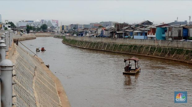 Suasana di perumahan bantaran kali Ciliwung, Bukit Duri, Jakarta,