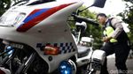 Mengintip Aktivitas Sang Polisi Pengawal