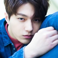 Idol tampan lain yang dianggap punya bentuk wajah sempurna adalah L Infinite. Pemilik nama asli Kim Myung Soo ini memang punya wajah tampan sekaligus imut seperti seorang model. Foto: Instagram