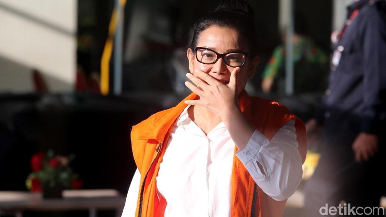 Miryam Haryani Jadi Tersangka Lagi, Gegara Minta Uang Jajan e-KTP Miryam Haryani Jadi Tersangka Lagi, Gegara Minta Uang Jajan e-KTP