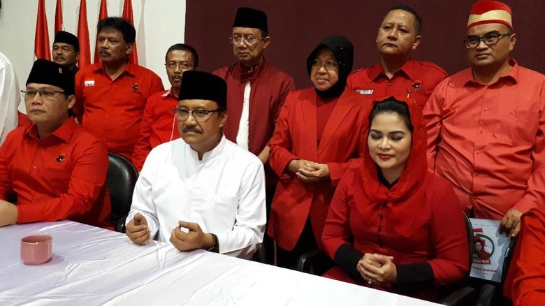 Kisah Gus Ipul Saat Jadi Cagub Jomblo hingga Melamar Puti Guntur Kisah Gus Ipul Saat Jadi Cagub Jomblo hingga Melamar Puti Guntur