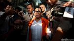 Berambut Cepol, Miryam Pede Banget saat Diperiksa KPK