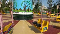 Foto: Wahana terakhir adalah chairoplanes. Lokasi wahana ini ada di Fantawild, Qingdao, China. Penumpang akan kaget saat mencoba wahana chairoplanes yang dimaksudkan memberi pengalaman seperti menaiki pesawat yang bikin sakit kepala juga karena suaranya yang berisik (Dok. CNN Travel)