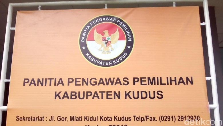 Contoh Surat Lamaran Kerja Panwaslu - SuratMenyurat.net