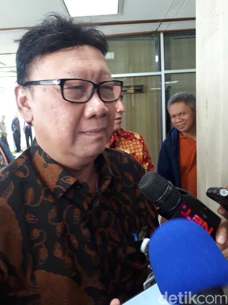 MK Putuskan Ambang Batas Capres 20%, Mendagri: Sesuai Konstitusi MK Putuskan Ambang Batas Capres 20%, Mendagri: Sesuai Konstitusi