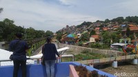 Masih di kawasan Kampung Pelangi, ada Taman Kasmaran yang bernuansa romantis (Angling/detikTravel)