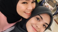 Bersama Silvia eks Blink, Vebby sudah merencanakan berhijab setelah film terakhirnya tayang beberapa waktu lalu. Foto: Dok. Instagram @vebbypalwinta