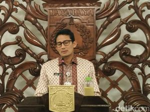 Lari Pagi, Sandiaga Dicurhati Sopir Metromini yang Ngeluh Trayek