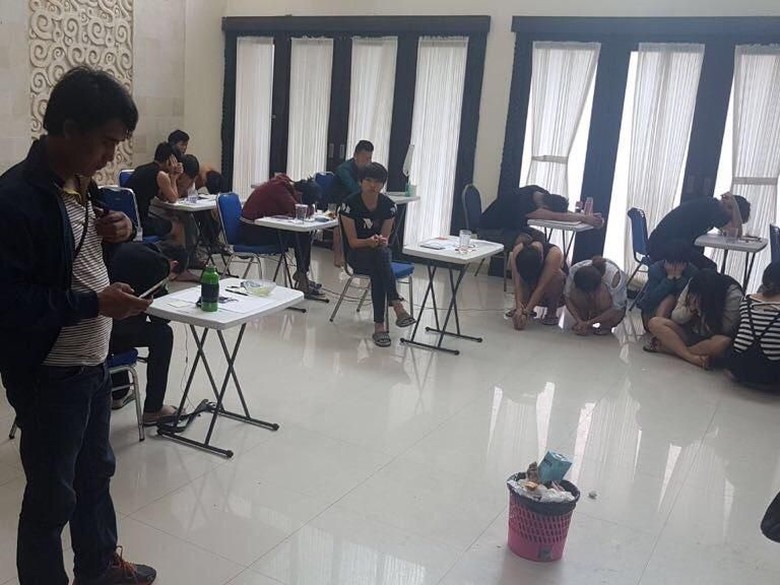 Sejumlah WNA di Rumah Mewah di Bali Digerebek Terkait Cyber Fraud Sejumlah WNA di Rumah Mewah di Bali Digerebek Terkait Cyber Fraud