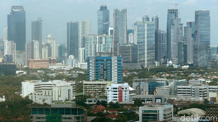 Beginilah suasana lanskap kehidupan di Selatan Jakarta yang terlihat dari ketinggian. Jumlah kepadatan penduduk disana mencapai angka 15.318,68 jiwa/km2.