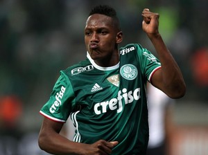 Barcelona Datangkan Yerry Mina dari Palmeiras