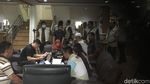 Foto: Kantor Fredrich Yunadi Digeledah KPK