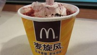 McFlurry rasa kacang merah kayaknya cuma ada di China nih. Kira-kira kamu suka nggak ya? Foto: Istimewa