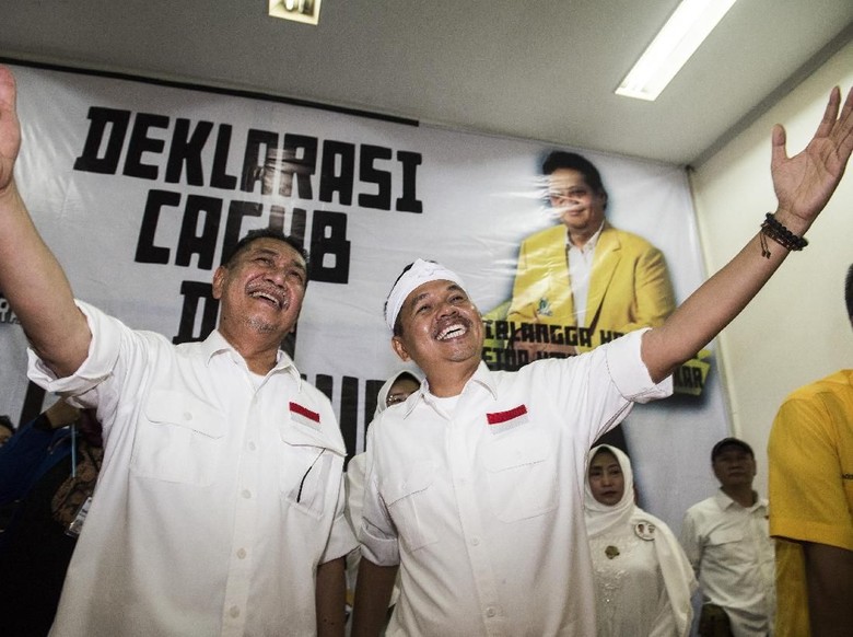 Survei Kompas: Elektabilitas Deddy-Dedi Salip Ridwan Kamil-Uu Survei Kompas: Elektabilitas Deddy-Dedi Salip Ridwan Kamil-Uu