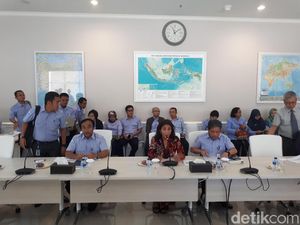 Tak Hanya Tenggelamkan Kapal Maling Ikan, Ini Deretan Prestasi Susi