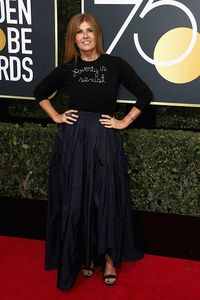 Dipakai di Golden Globes, Sweater Seharga Rp 5 Juta Ini Jadi Kontroversi