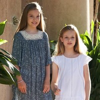 Tetap anggun dan cantik dengan gaun casual yang simpel. Foto: Getty Images