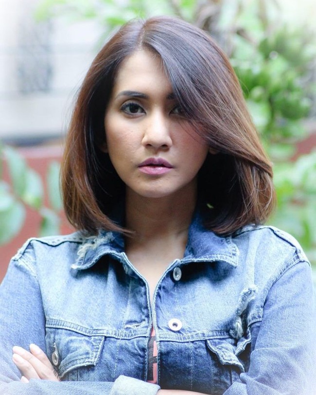 Cut Memey juga artis yang berdarah Aceh. Ibu dua anak ini kini sudah jarang tampil di layar kaca. Foto: Instagram