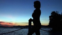 Para netizen pun memuji foto yang menampilkan lekuk tubuhnya dan pemandangan yang keren. (Dok. Instagram/babymargaretha1)