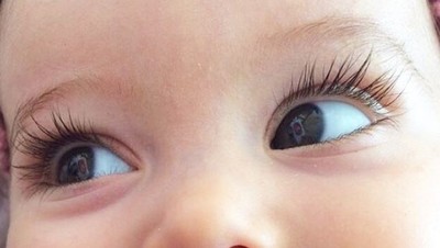 Lihat Deh, Bulu Mata Bayi-bayi Ini Indah Banget