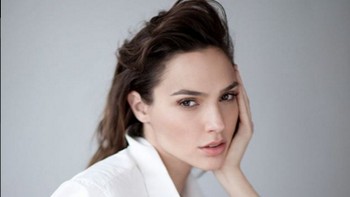 CEO yang dijabat oleh Gal Gadot bukanlah Chief Executive Officer atau direktur utama melainkan Chief Experience Officer. (Foto: Instagram)