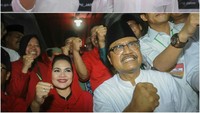 Ada dua pasangan cagub-cawawagub yang mendaftar Pilgub Jatim. Pendaftaran keduanya diterima.